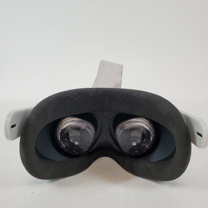 Oculus Quest 2 256GB Standalone All-in-One VR Headset KW49CM