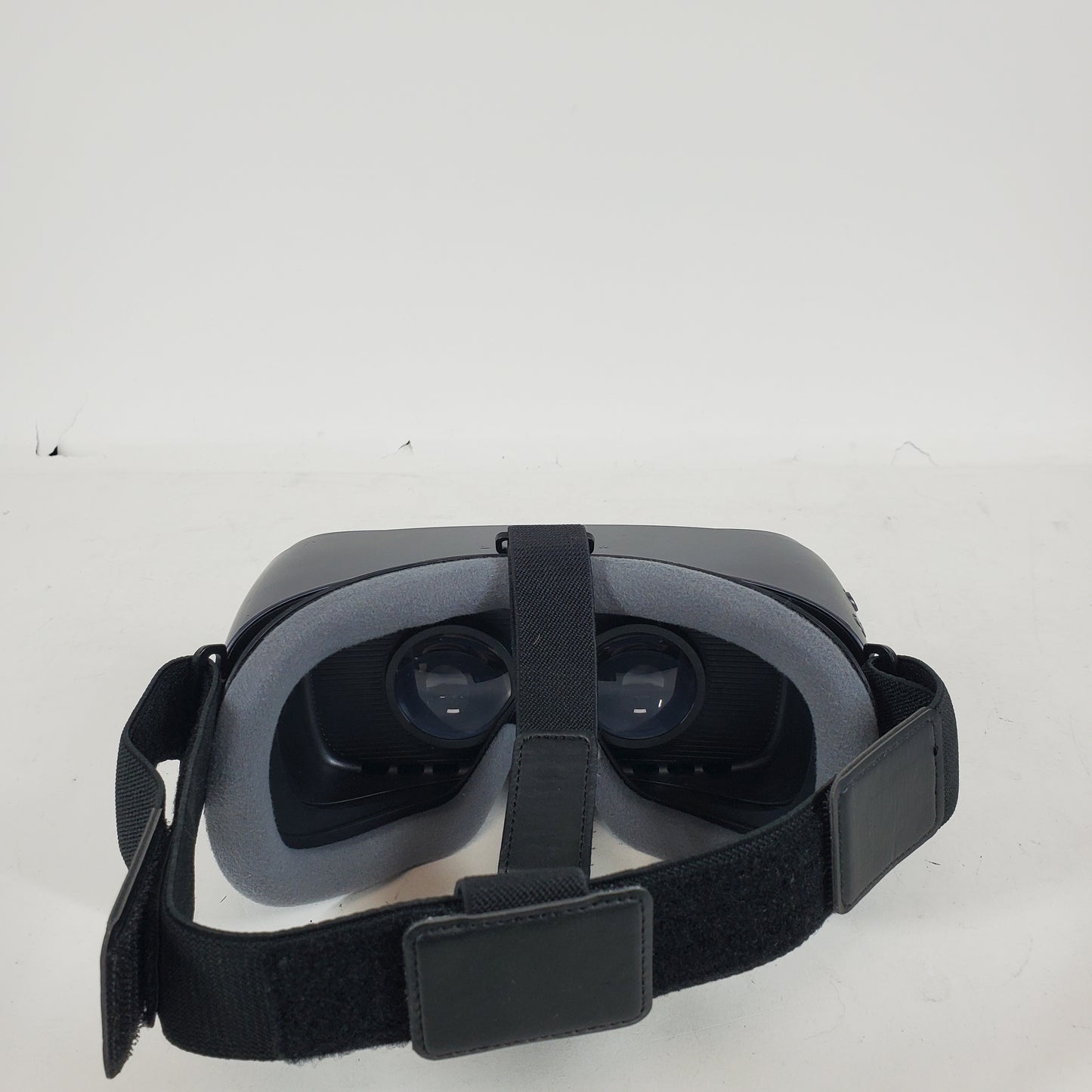 Samsung GEAR VR Virtual Reality Headset SM-R325NZVAXAR