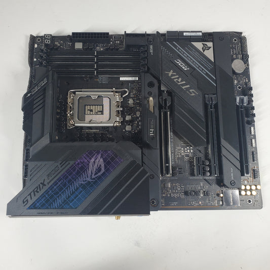 Asus ROG strix z690-e LGA 1700 ATX Intel DDR5 Motherboard