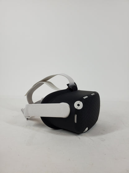 Meta Quest 2 256GB Standalone All-in-One VR Headset KW49CM with Extras