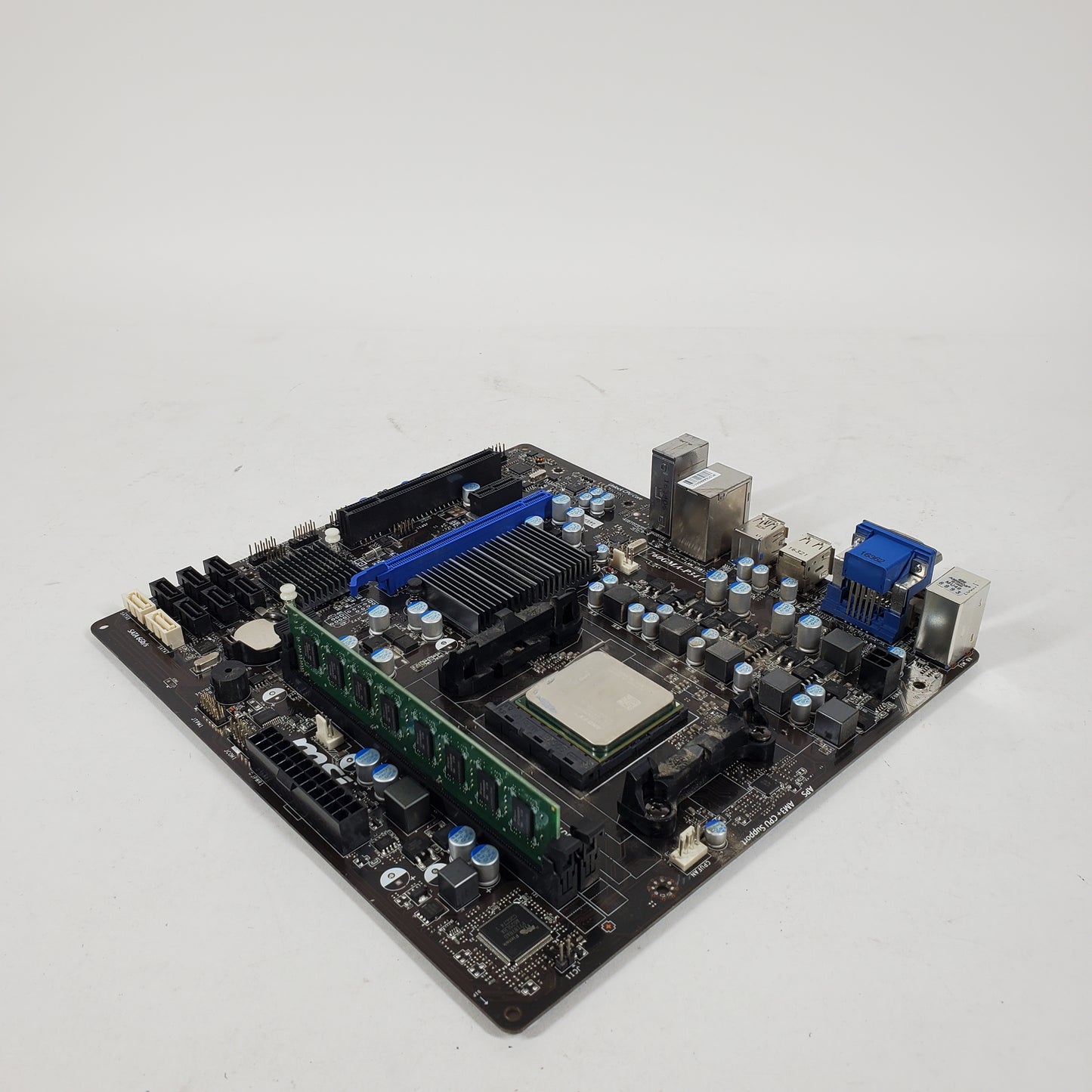 CPU BUNDLE AMD FX-6300 3.50GHz 6 Core FD6300WMW6KHK 6 Thread AM3+