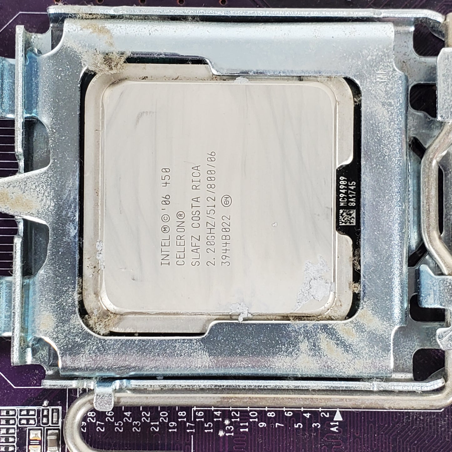 ECS mcp73vt-pm LGA 775 microATX DDR2  INTEL CELERON 450 3GB RAM PC2-6400 COMBO