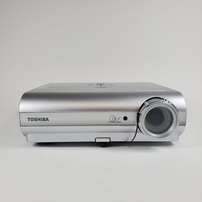Toshiba TDP-S35 800 x 600 SVGA 1800 Lumens DLP Projector TDP-S35