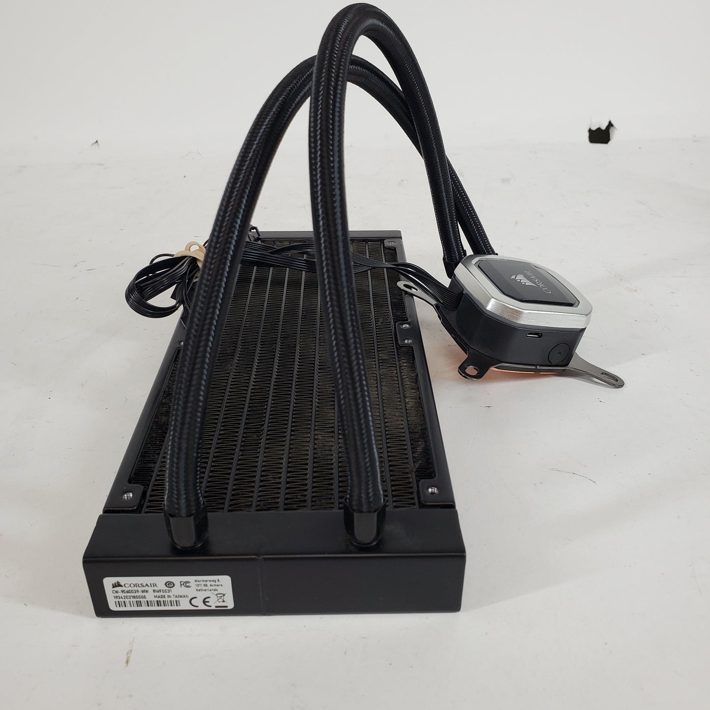 MSi MAG Z390 Tomahawk + Intel Core i9-9900K Motherboard CPU and Cooler Combo