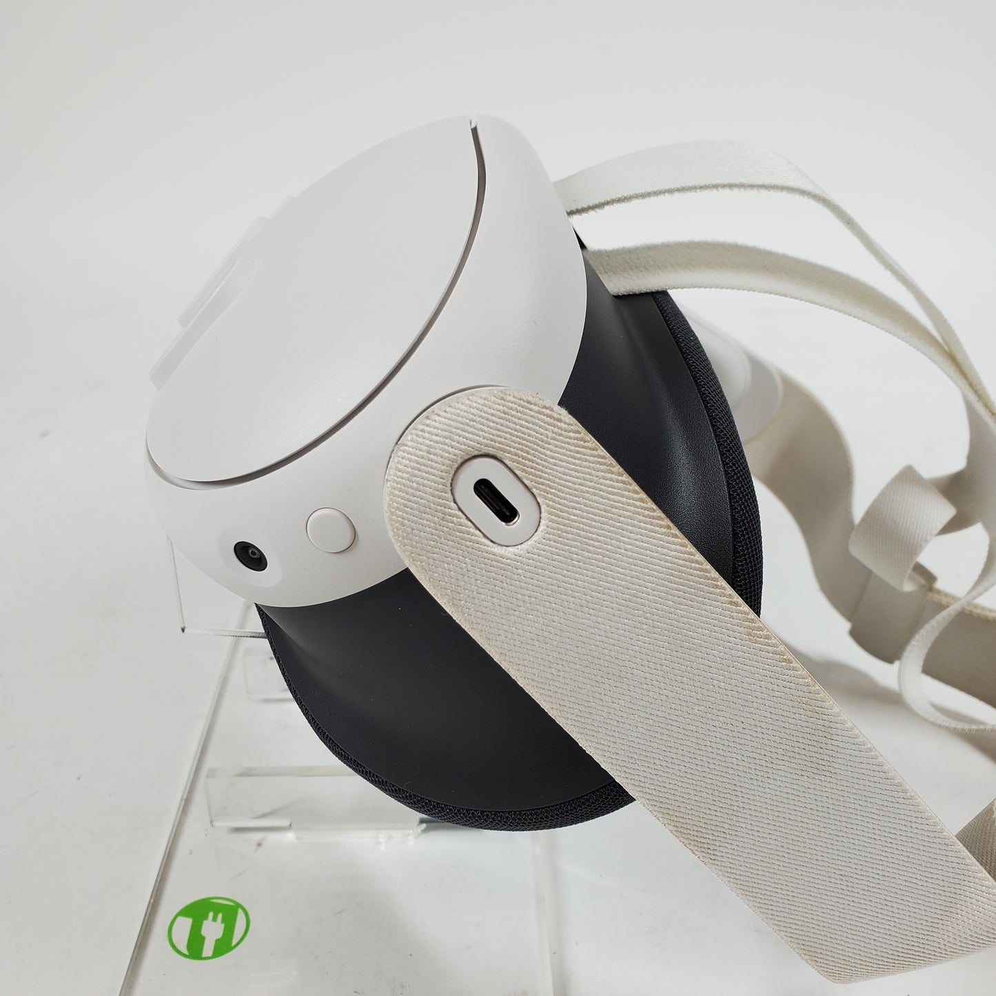 Meta Quest 3 128GB Standalone All-in-One VR Headset S3A