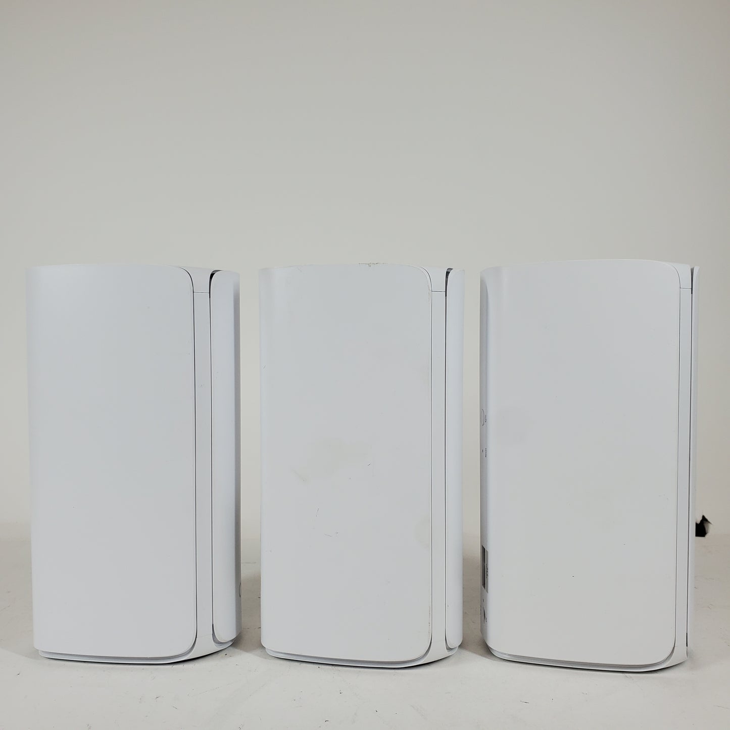 NetGear 770  Tri-Band WiFi 7  RBE771