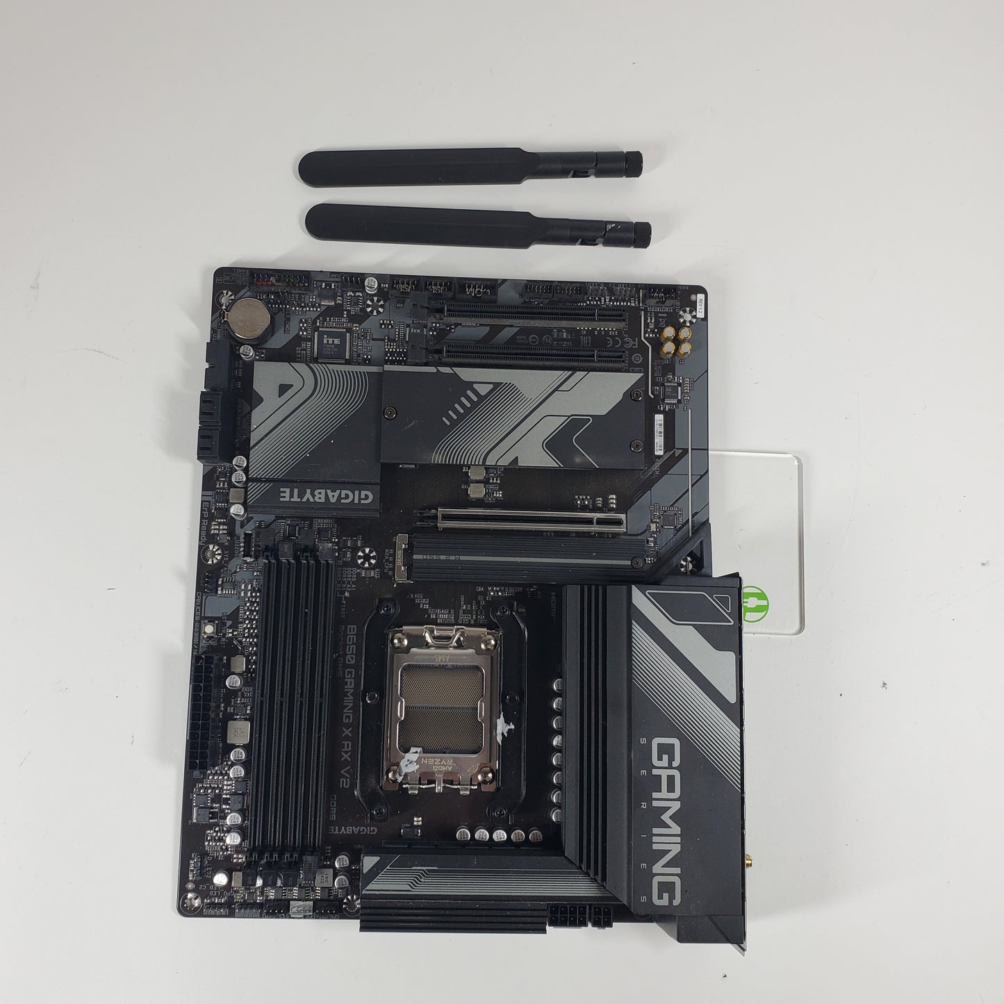 Gigabyte B650 Gaming X AX V2 AM5 (LGA 1718) ATX AMD DDR5 Motherboard