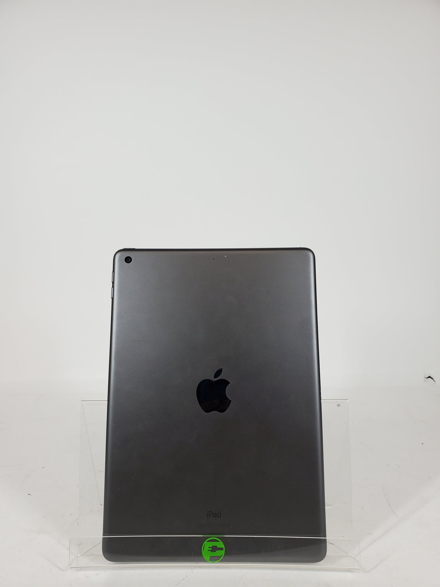 Broken WiFi Only Apple iPad 7th Gen 32GB 18.3.1 MW742LL/A CRACKED