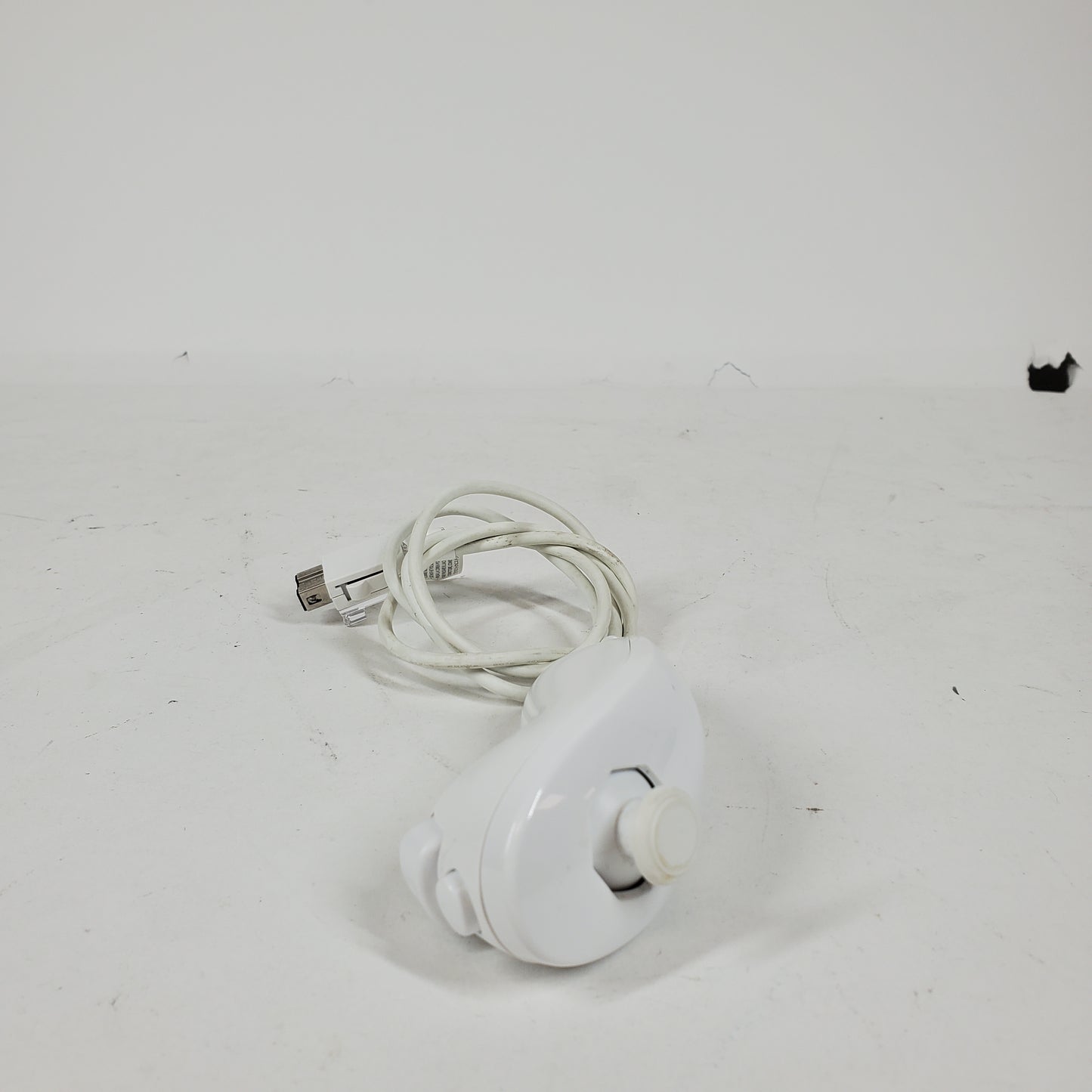 Nintendo Wii Nunchuk Controller RVL-004 White