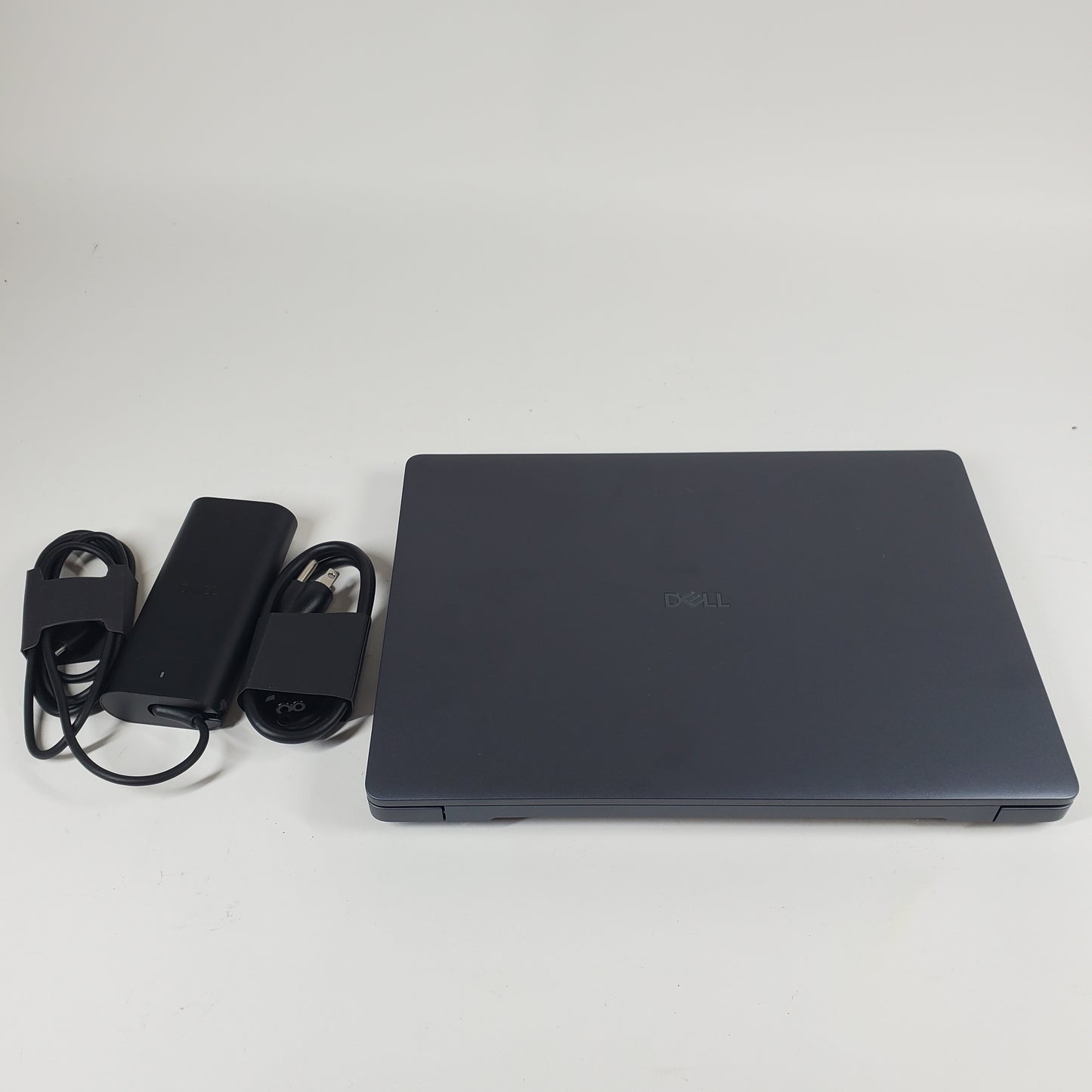 Dell Pro Max 14 14" Intel Core Ultra 5 5.1GHz 16GB RAM 256GB SSD